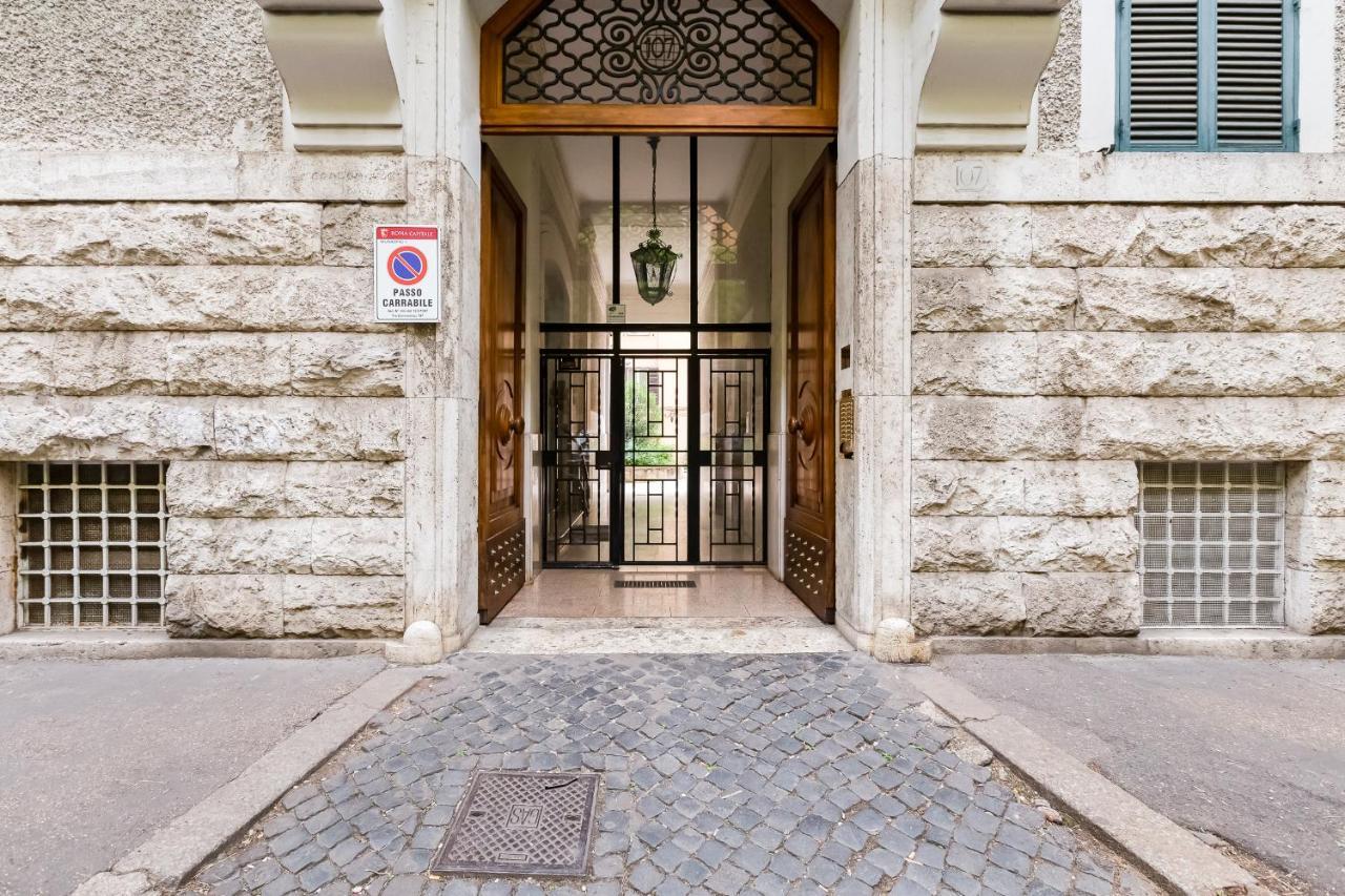 Vatican Germanico 107 Roma Exterior foto